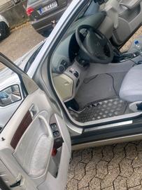 صورة 2 لـ 2001 Mercedes-BENZ C 180