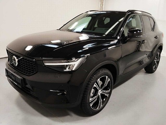 Volvo XC40 B3 B DKG Plus Dark