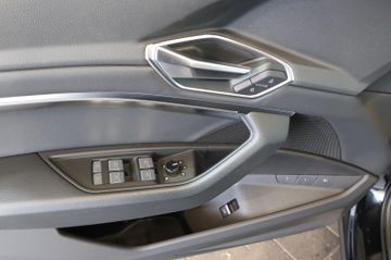 Audi e-tron 55 quattro advanced LUFT+HUD+360°+PANO