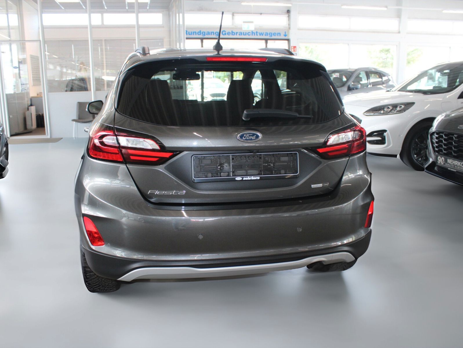 Fahrzeugabbildung Ford Fiesta Hybrid Active X LED ACC Winter + Park Pak