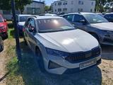 Skoda Octavia Combi RS 2.0 TSI DSG CANTON FSHAHK 4J.G. - Skoda Octavia mit Benzin-Antrieb: Kombi, 2.0