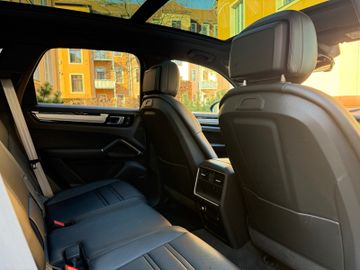 Porsche Cayenne - 11