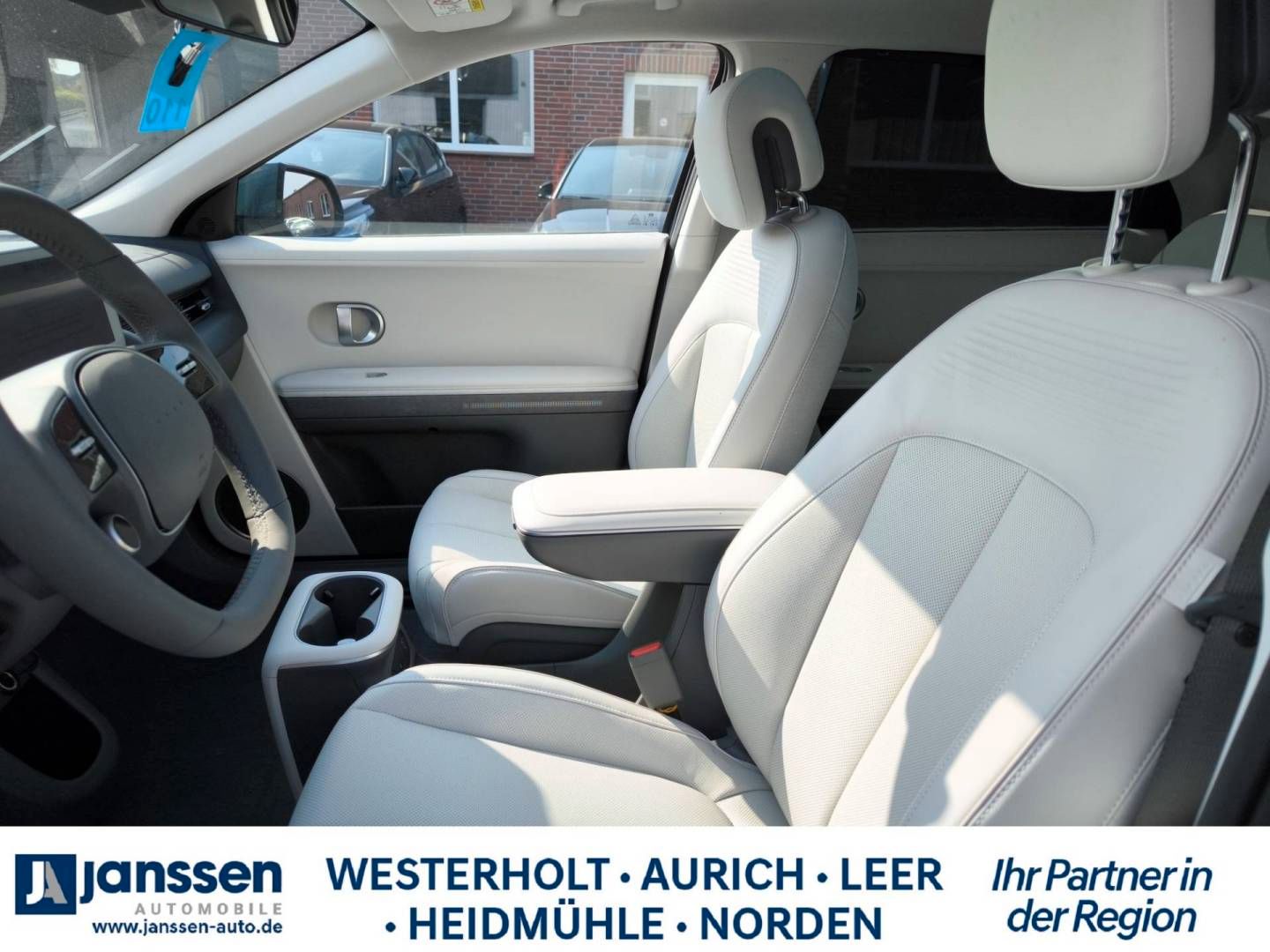 Fahrzeugabbildung Hyundai IONIQ 5 Allradantrieb UNIQ-Paket inkl. Panorama-