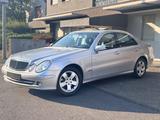 Mercedes-Benz E 320 E -Klasse Lim. E 320 CDI - Mercedes-Benz E 320 aus 2006: Cdi