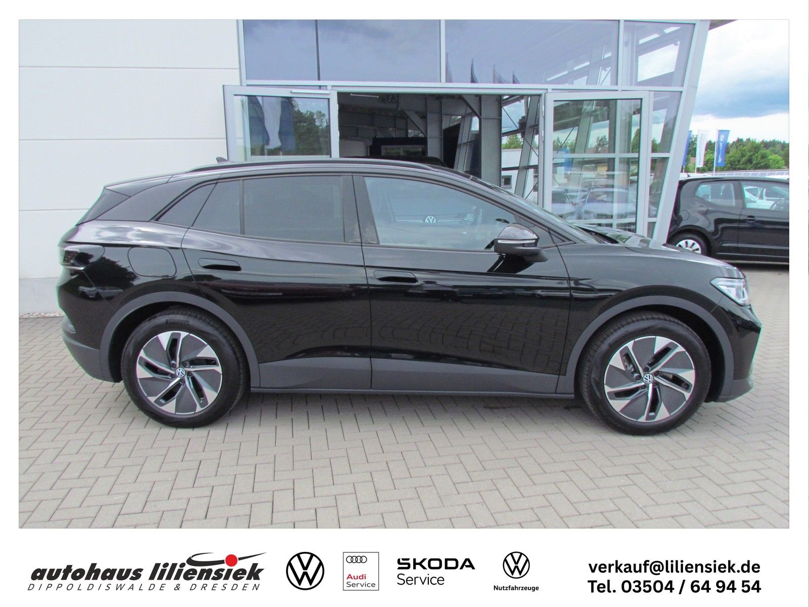 Volkswagen ID.4 Pure 125kW ACC NAVI DAB BLACK foto 2