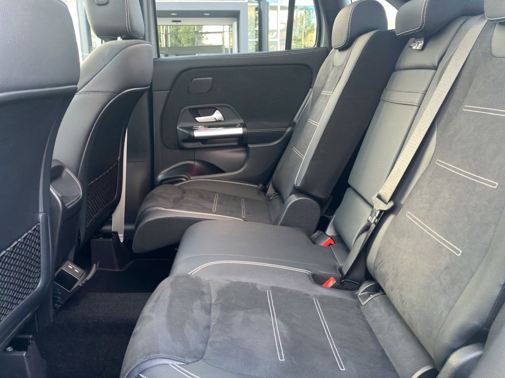 Fahrzeugabbildung Mercedes-Benz GLA 220 d 4M AMG*NIGHT*AHK*PANO*DISTR*MEMO*360°