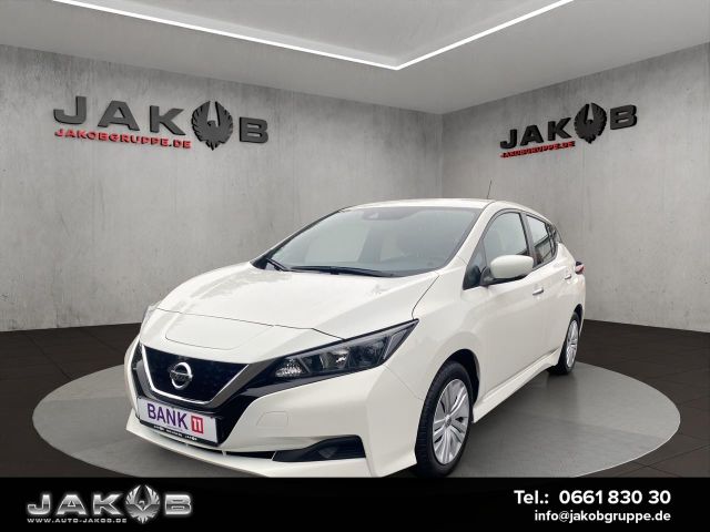 Nissan Leaf ZE1 Visia 110 kW (150 PS), Automatik, Fr...