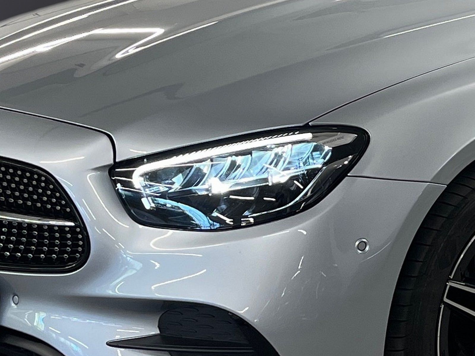 Fahrzeugabbildung Mercedes-Benz E 450 T 4M*AMG*Night*Keyless*Augmented*Totwinkel