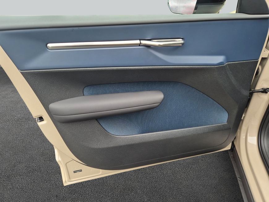 Volvo EX30 - Bild 16
