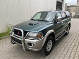 Mitsubishi Pajero Sport 2.5 TD GLS - Mitsubishi Pajero Gls mit Diesel-Antrieb