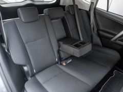 TOYOTA RAV 4 2.5 4x2 Hybrid Team Deutschland *WKR*