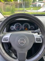 Opel Wolfsburg, Deutschland - Opel Vectra mit Diesel-Antrieb: Automatik