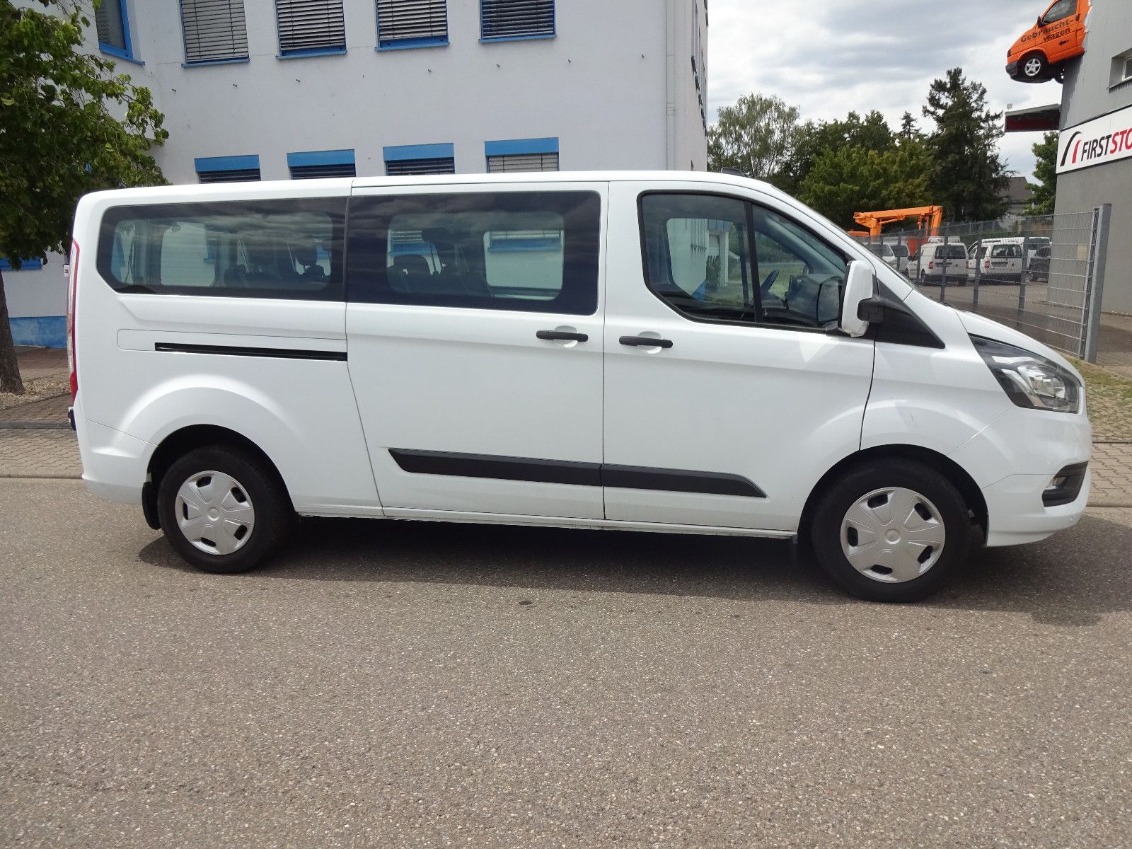 Ford Tourneo Custom 9 Sitze