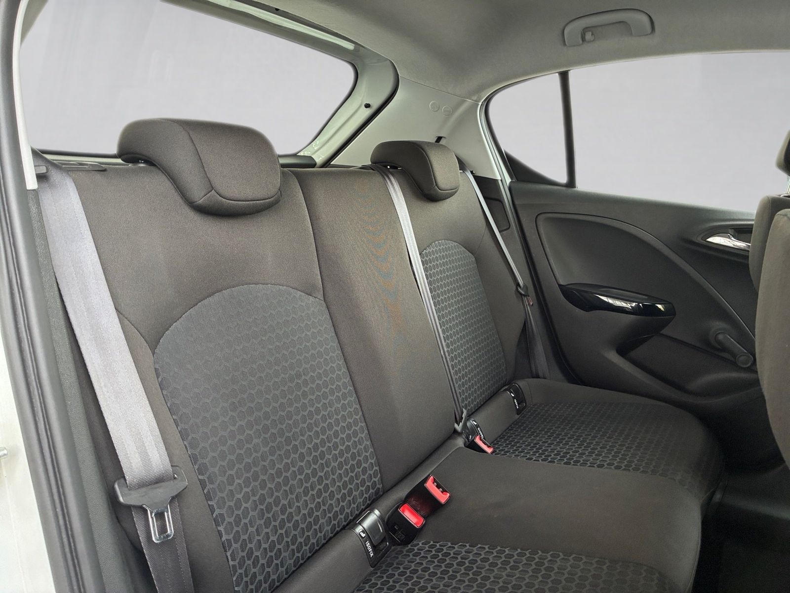 Fahrzeugabbildung Opel Corsa E 1.4 Edition PDC,SHZ,Winterp.