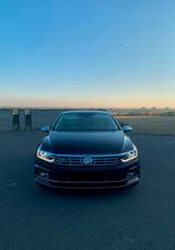 Volkswagen Passat 2.0TDI 4motion R-Line-Matrix-Dynaudio-360 - Volkswagen Passat: R36