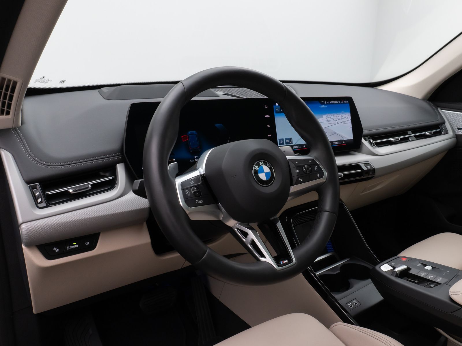 Fahrzeugabbildung BMW X1 xD23i Panorama 360° HUD H/K AHK Komfort Sport