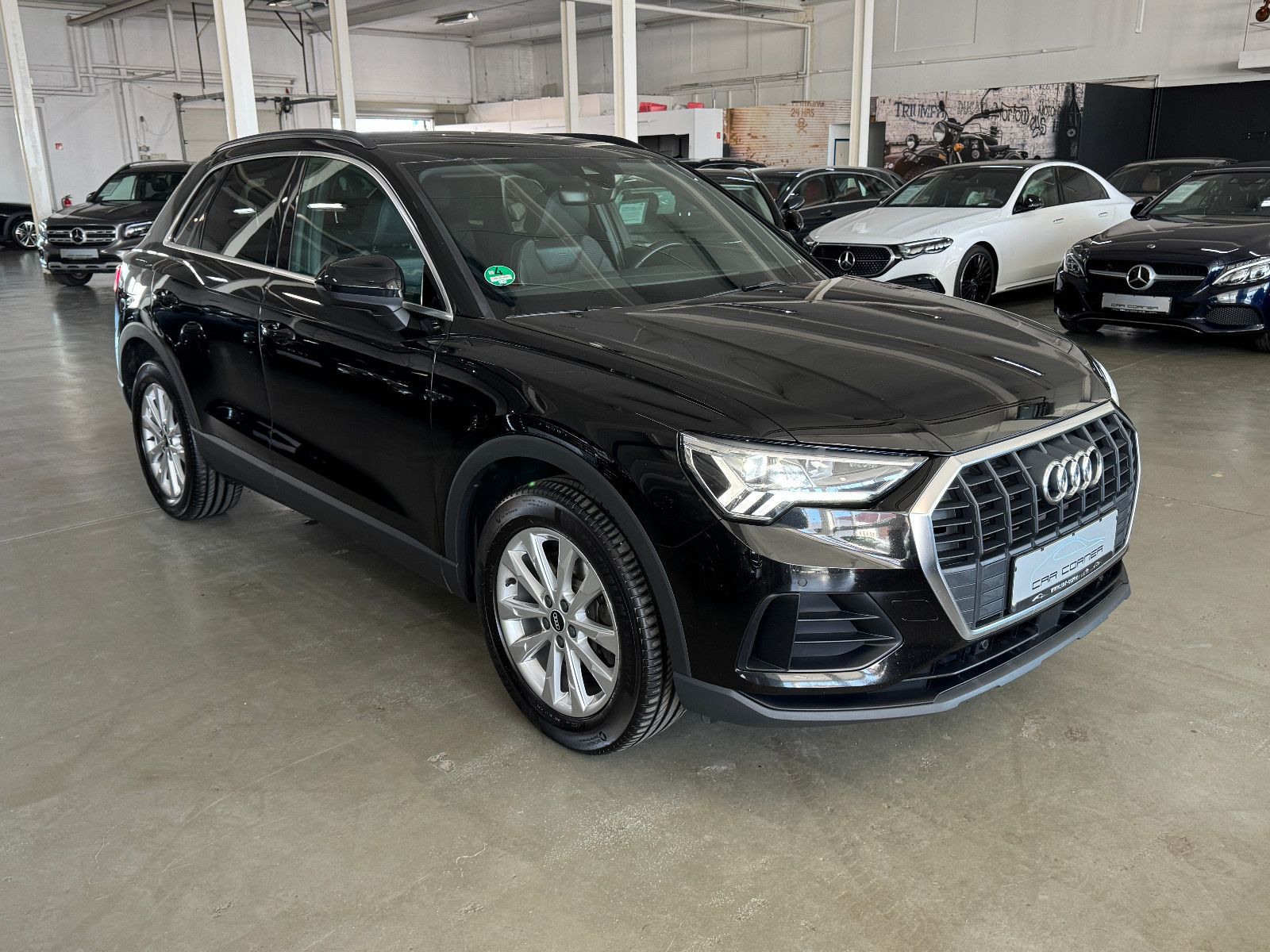 Fahrzeugabbildung Audi Q3 45 TFSI e S-TRONIC S-LINE ACC VIRTUAL LED KAM
