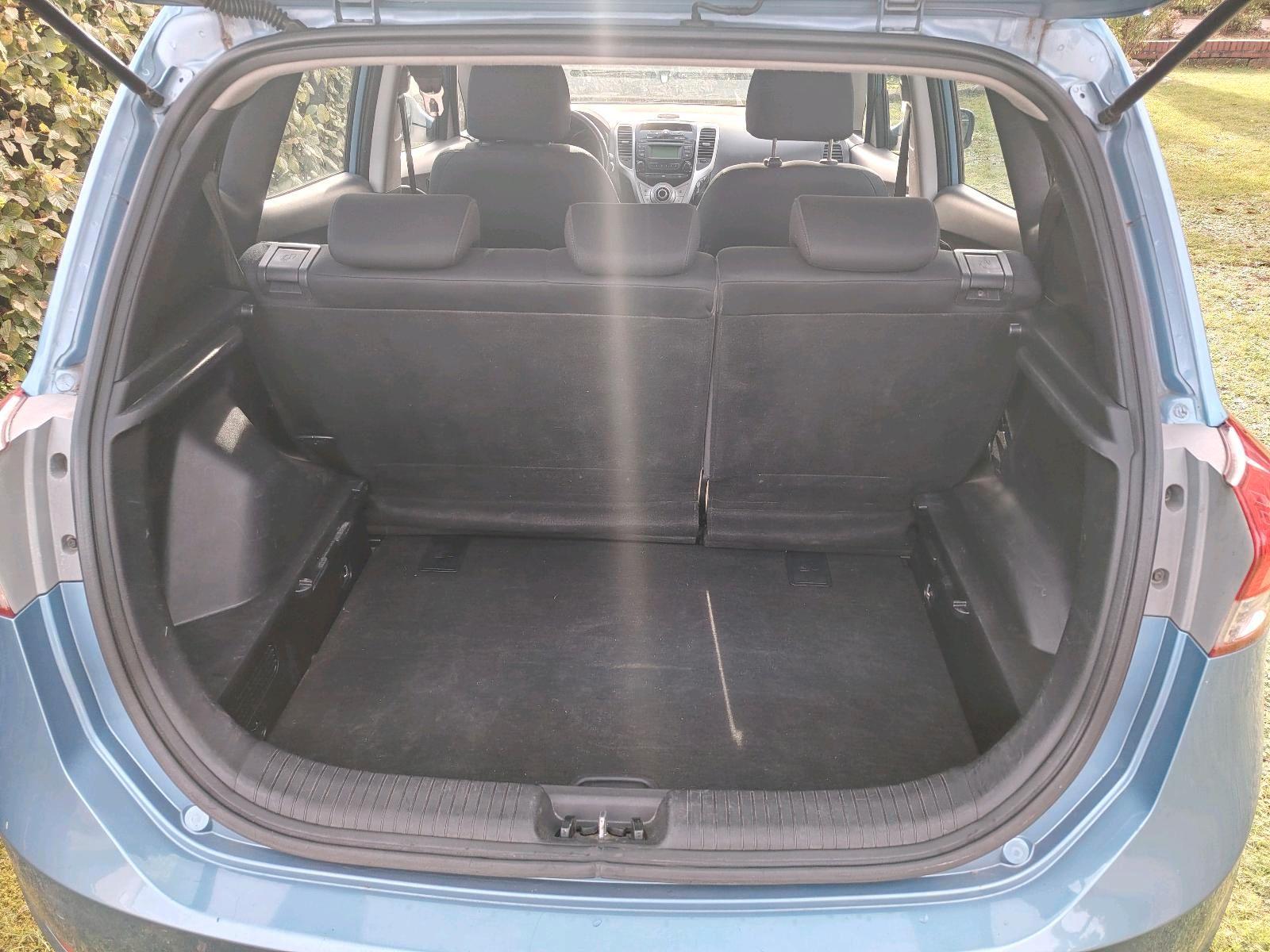 Hyundai ix20 2012 — photo 11