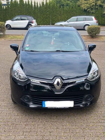 Renault Clio 1.2 16V 75 Limited 54KW/73PS