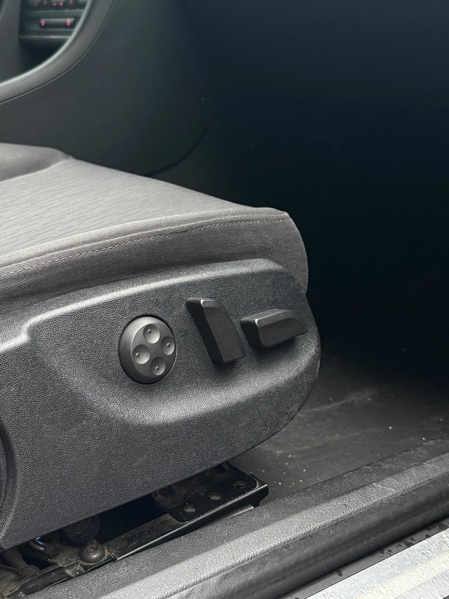 Audi A4 2005 — photo 6