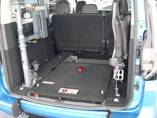 Volkswagen Caddy Maxi 1.5TSI DSG STYLE LED ROLLSTUHLRAMPE