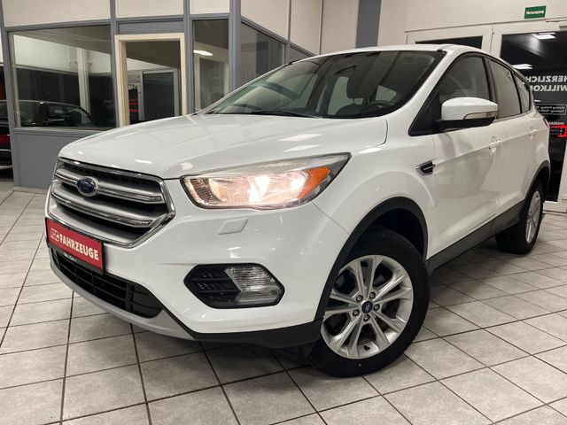 Ford Kuga 1.5 Titanium 4x4 Automatik 1.Hand / TÜV NEU