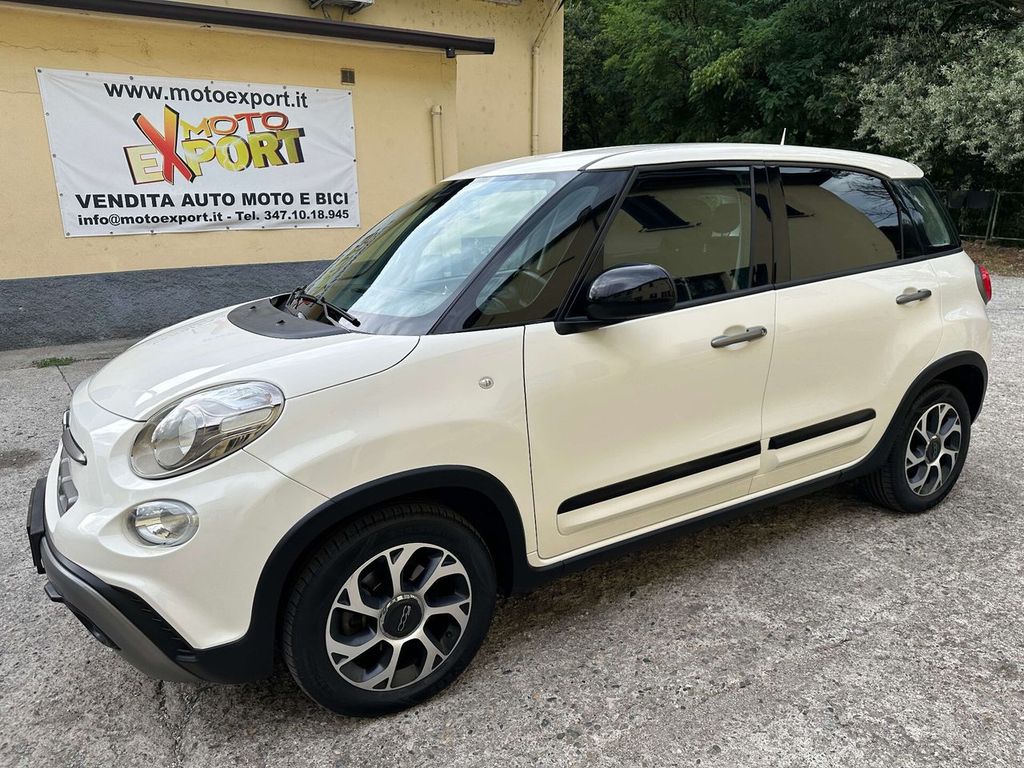 Image of Fiat 500L Cross