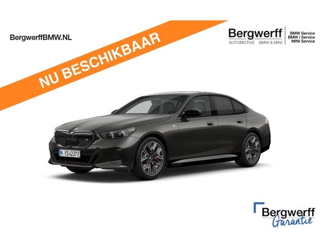 BMW i5 M60 xDrive M-Sport Pro - Pano - Stoelventilat