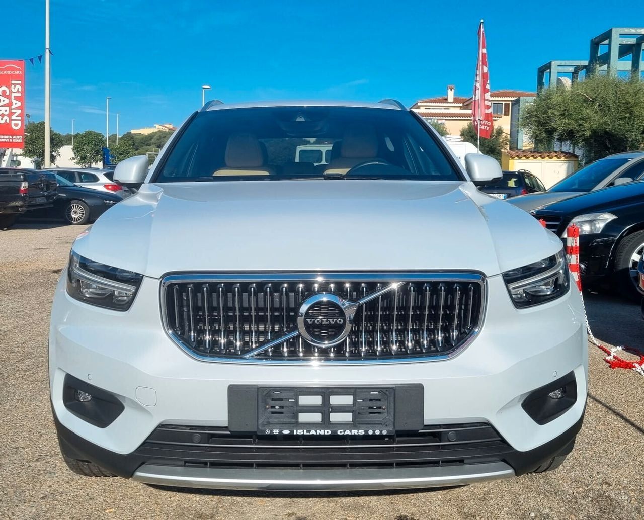 Volvo XC40 Momentum 163cv imagem 3