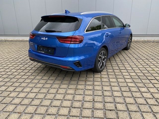 Ceed 1.5 T-GDI DCT Spirit AHK/17-ZOLL/LED/NAVI/R