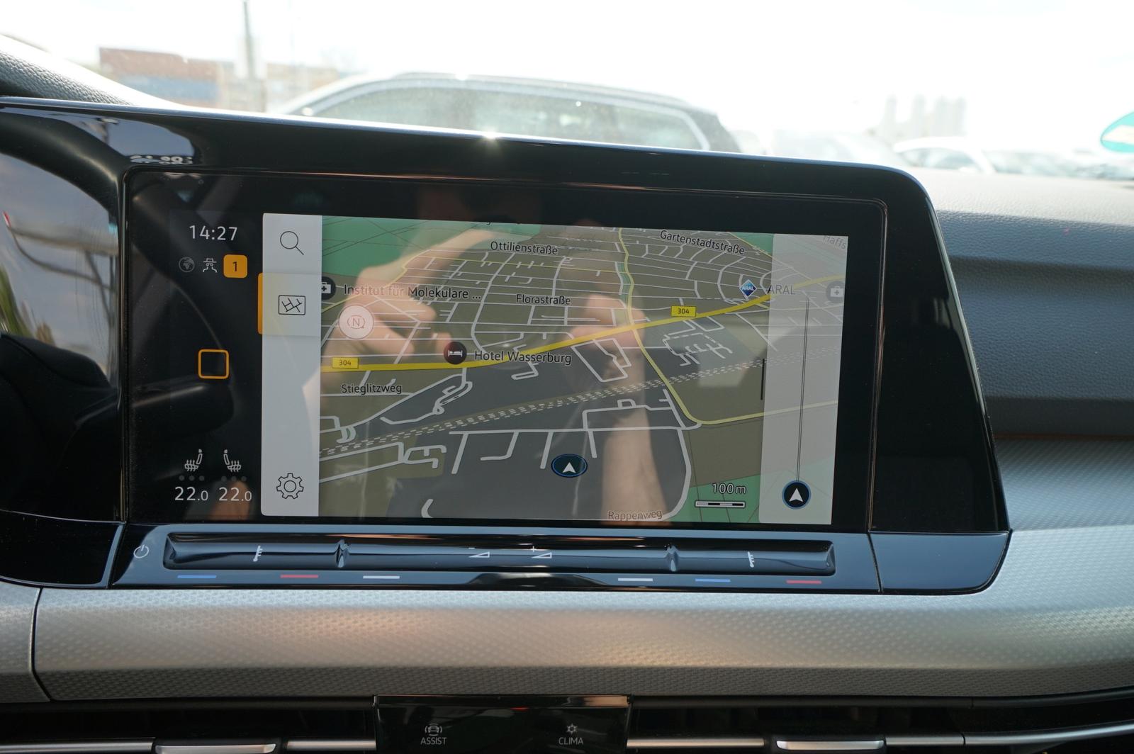 Volkswagen Golf VIII 1.0 eTSI Move DSG CarPlay ACC LED, миниатюра 10