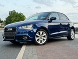 Audi A1 Sportback ambition Unfallfrei Sportsitz 1.Hd - Audi A1: Blau