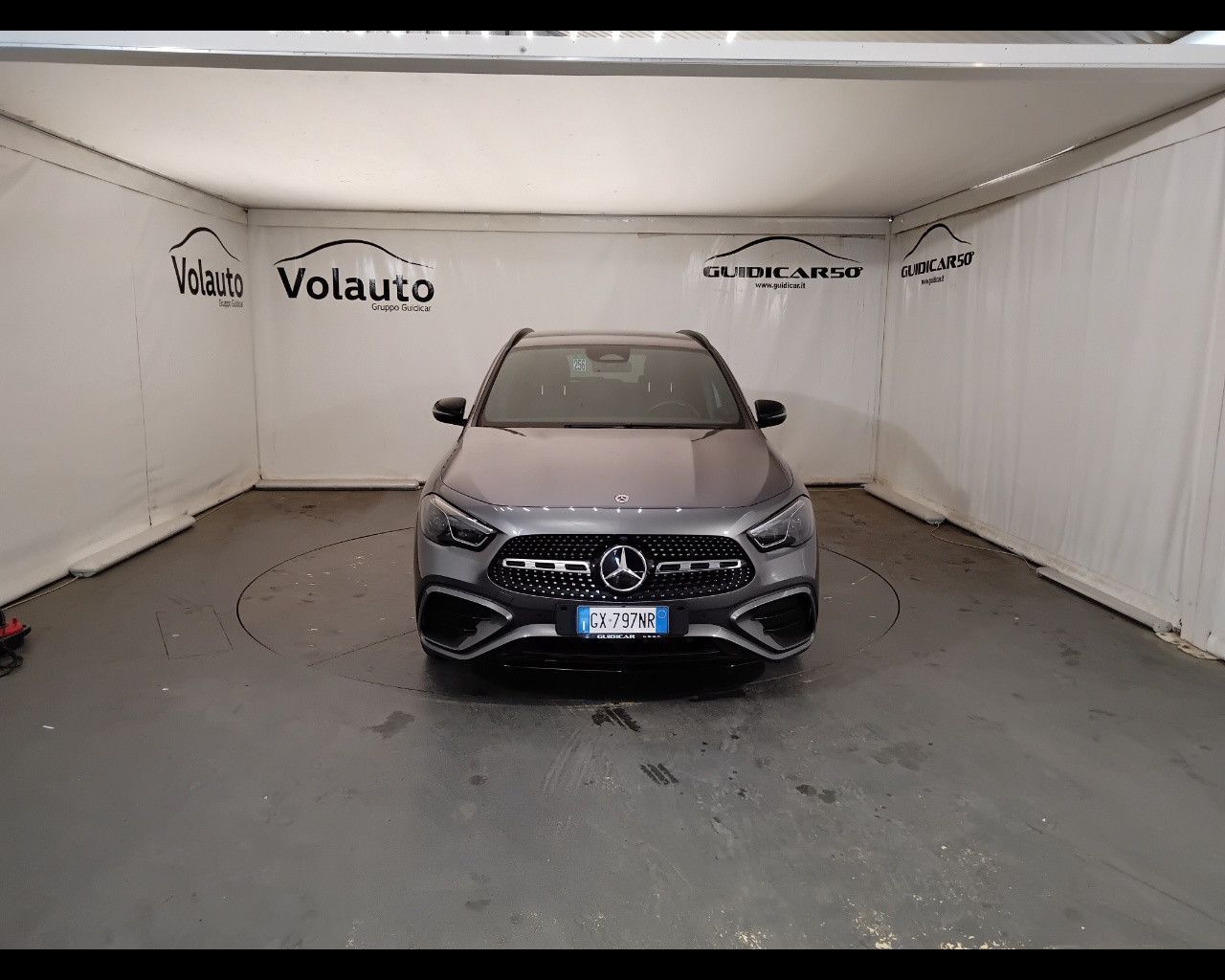 Mercedes-Benz GLA-H247 2023 - GLA 200 d AMG Line imagem 2