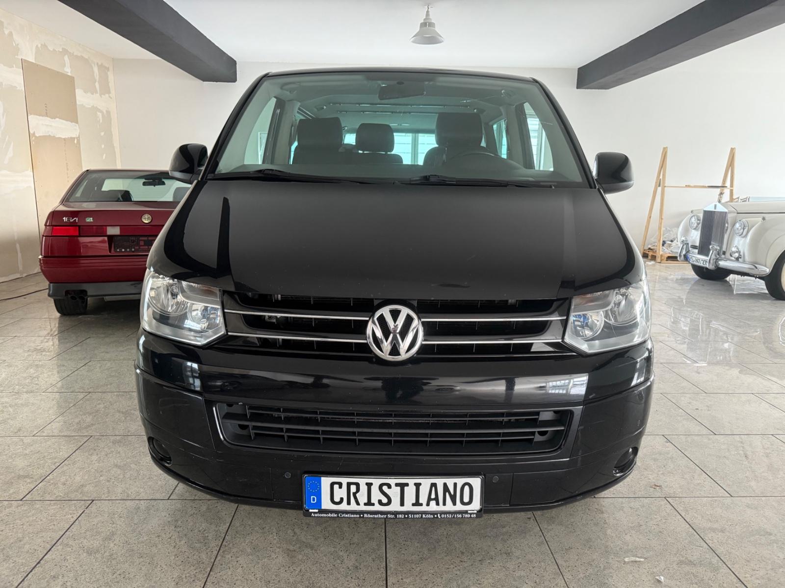 Volkswagen T5 Transporter Bus Caravelle Comfortline lang