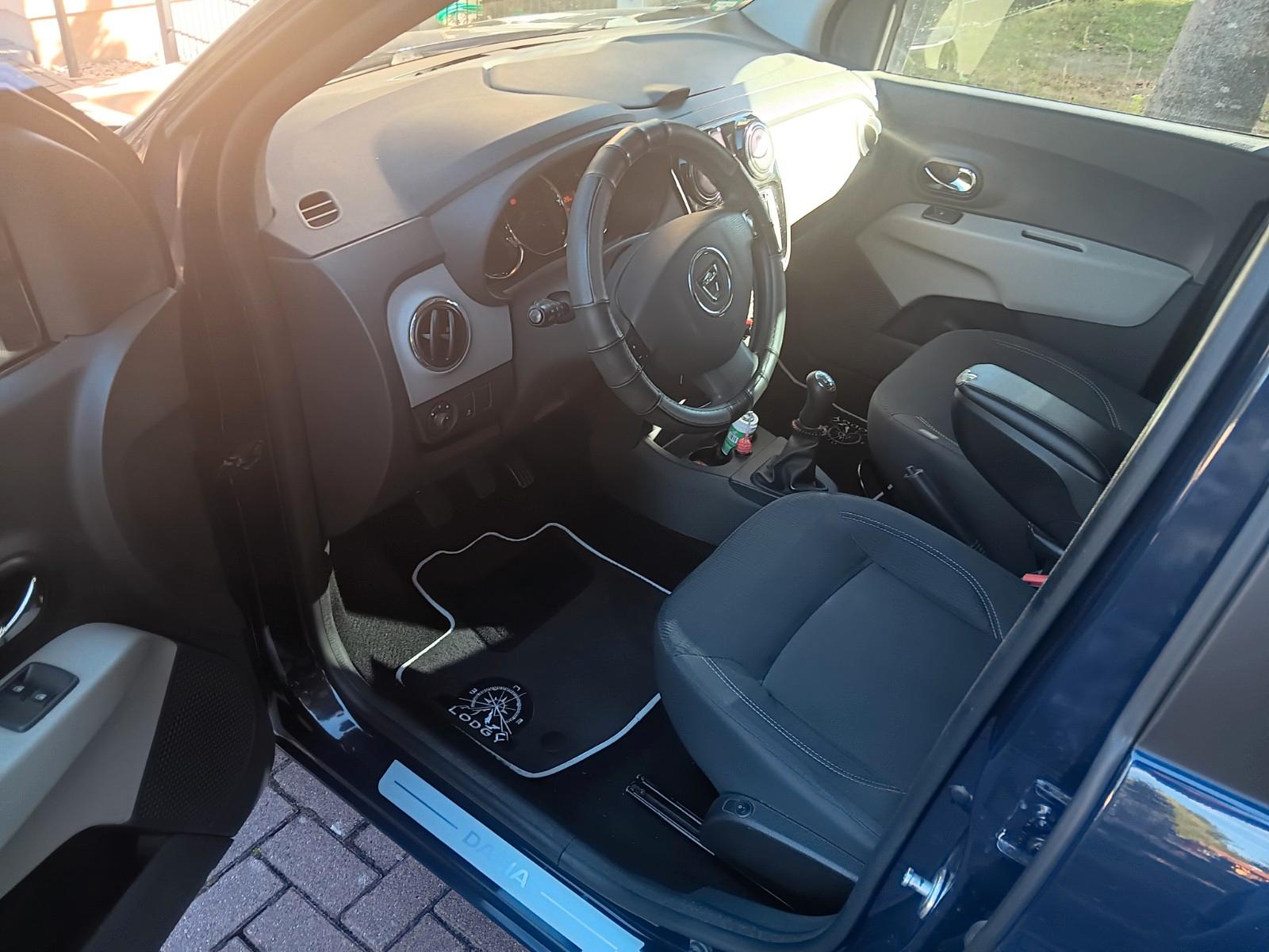 Dacia Lodgy 2014 — photo 5