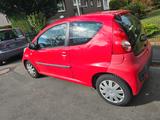 Peugeot 107 Petit Filou 70 Petit Filou - Peugeot 107 in Hannover
