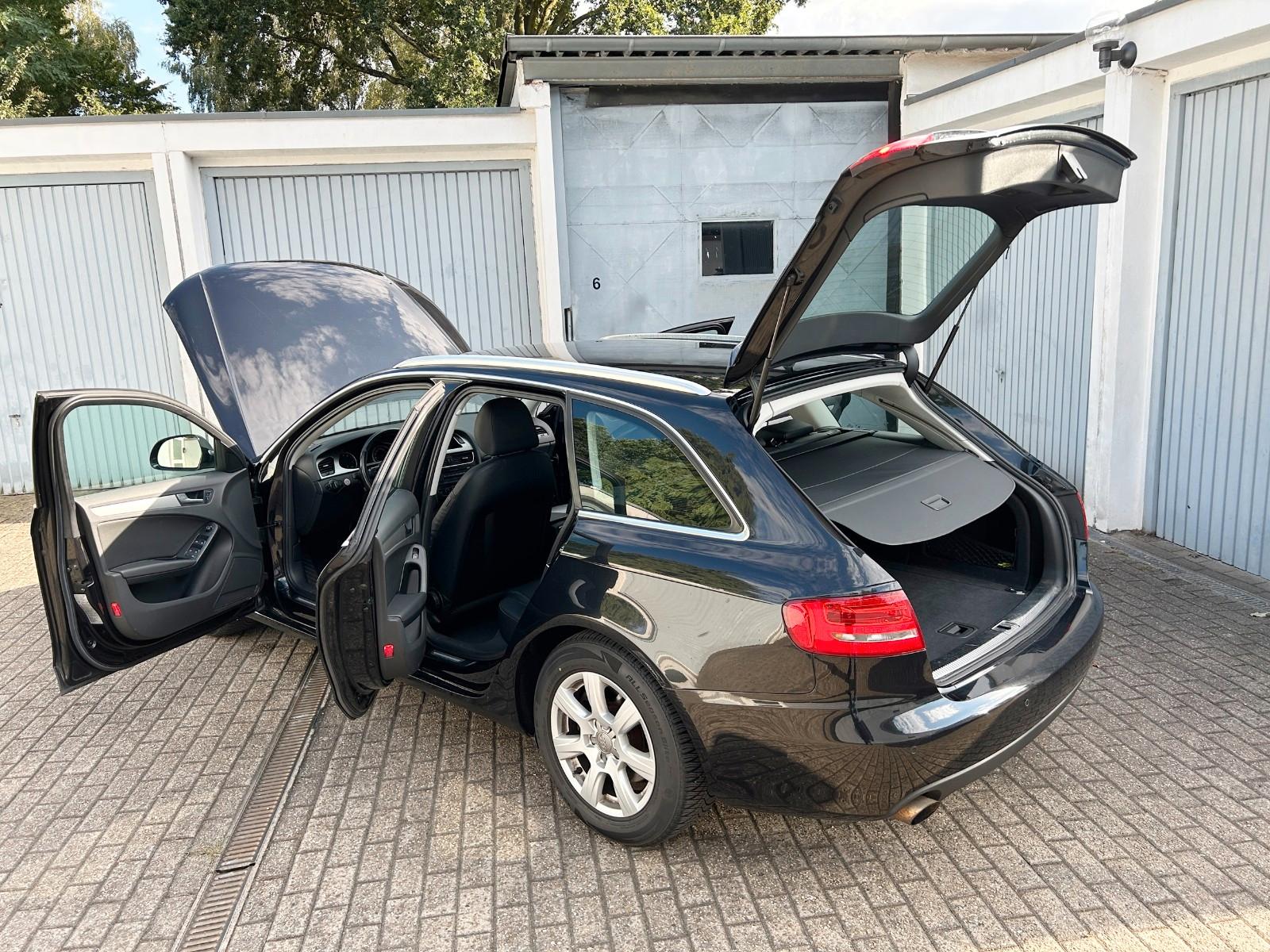 Audi A4 2009 — photo 41