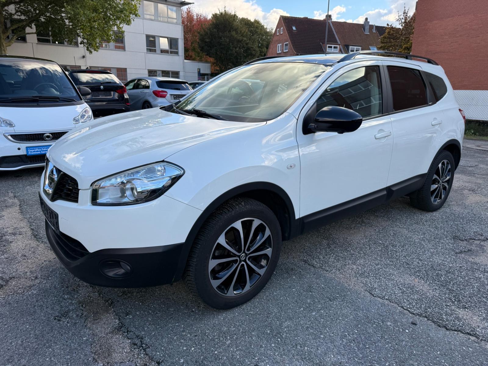 Nissan Qashqai +2 360 4X4 Pano*Automatik*7 Sitze*43TKM