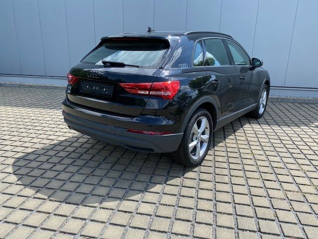 Q3 35 TFSI BLACK-OPTIK/19-ZOLL/LED/NAVI/AVC/GRA/