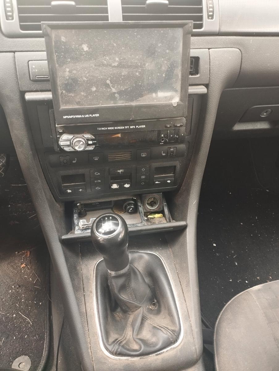 Audi A6 2004 — photo 5