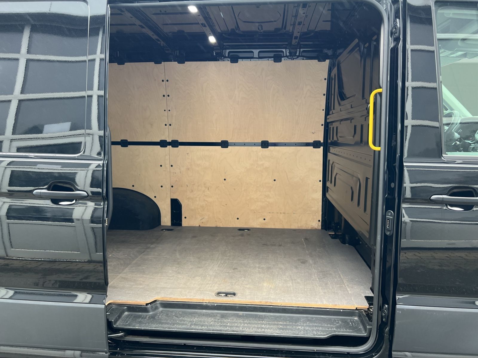 Crafter 30 Kasten 2,0 l 75 kW Frontantrieb 6-Gan