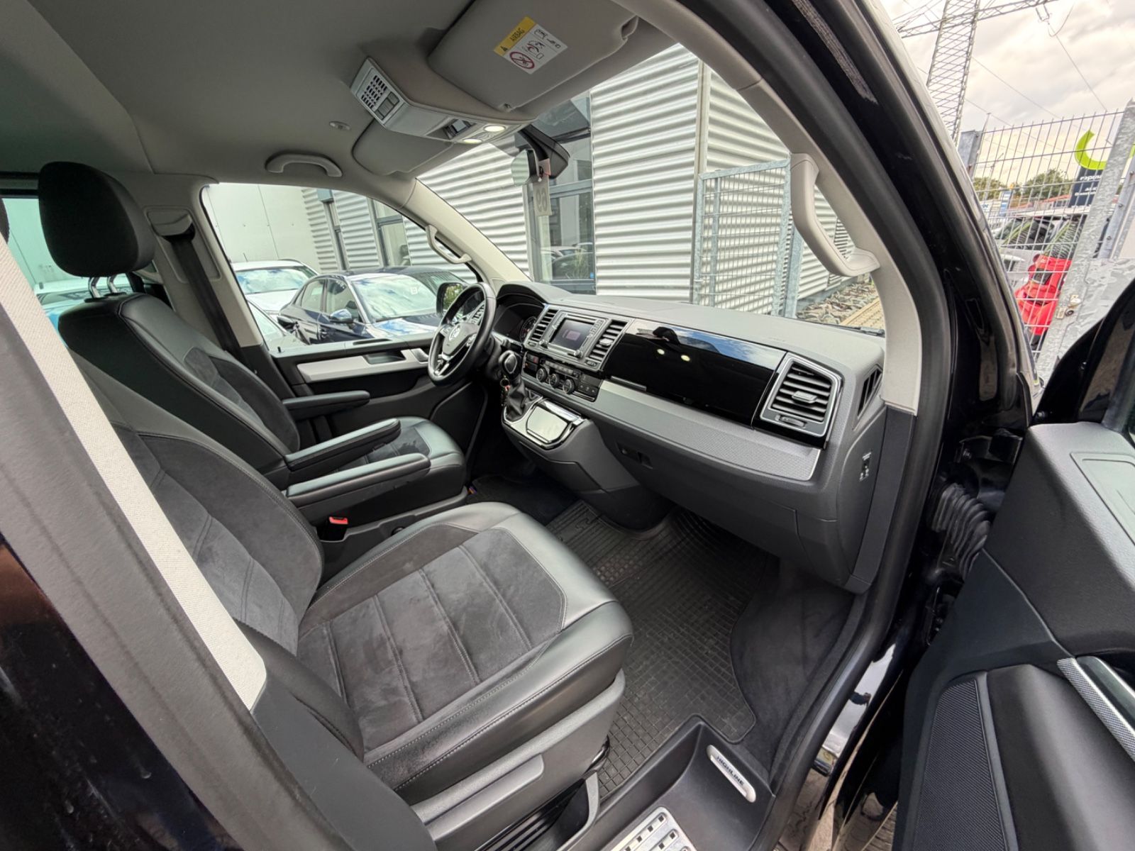 Volkswagen T6 Multivan HIGHLINE LEDER KLIMA EL.TÜREN KAMERA foto 15