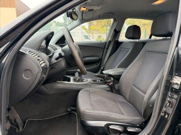 BMW 118 - 8