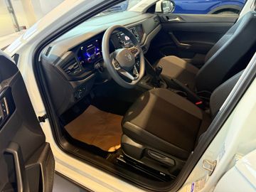 Volkswagen Taigo - 12