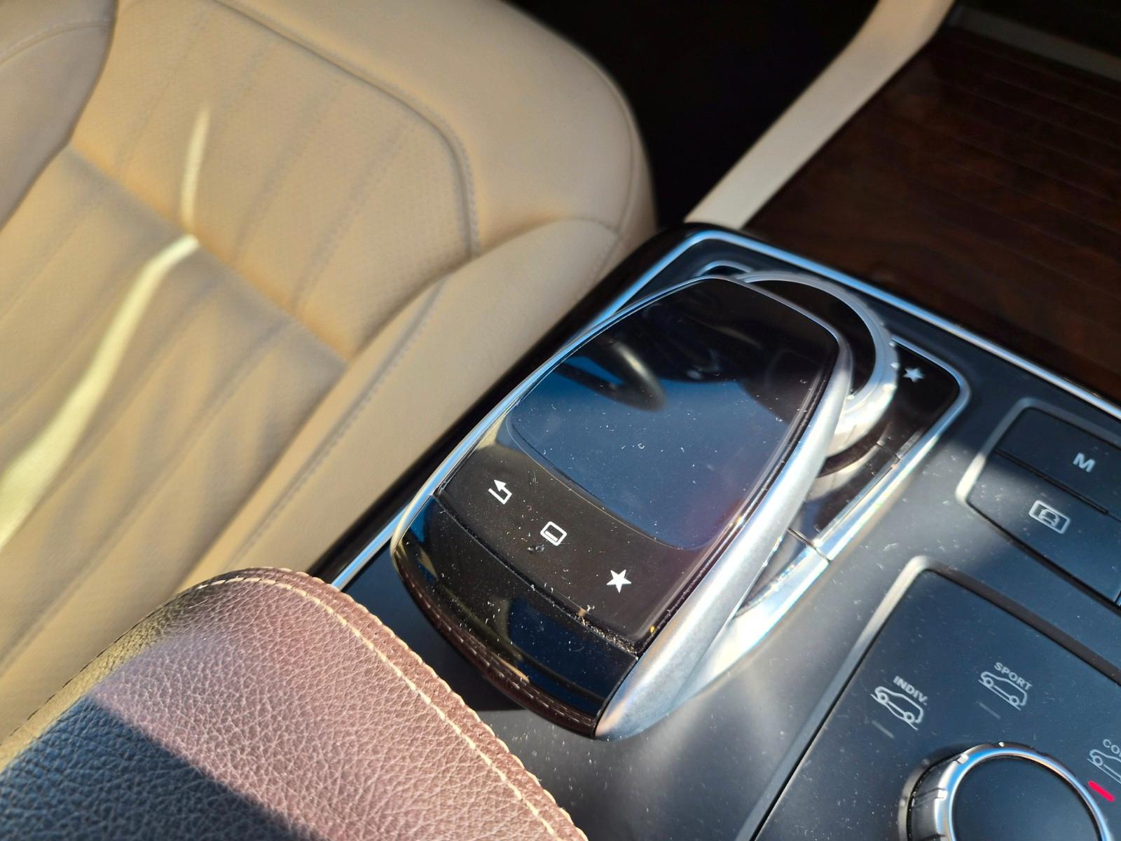 Mercedes-Benz GLE 350 4Matic/Pano/Navi/Kamera/Leder/AHK/Garant