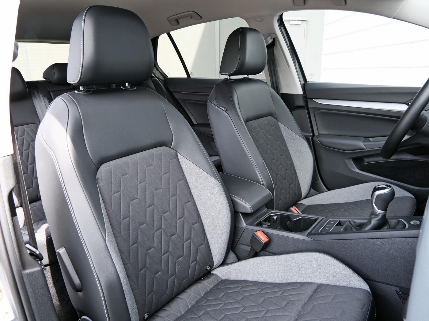 Volkswagen Golf 1.5 TSI Goal PARK-PILOT ACC LED, миниатюра 4