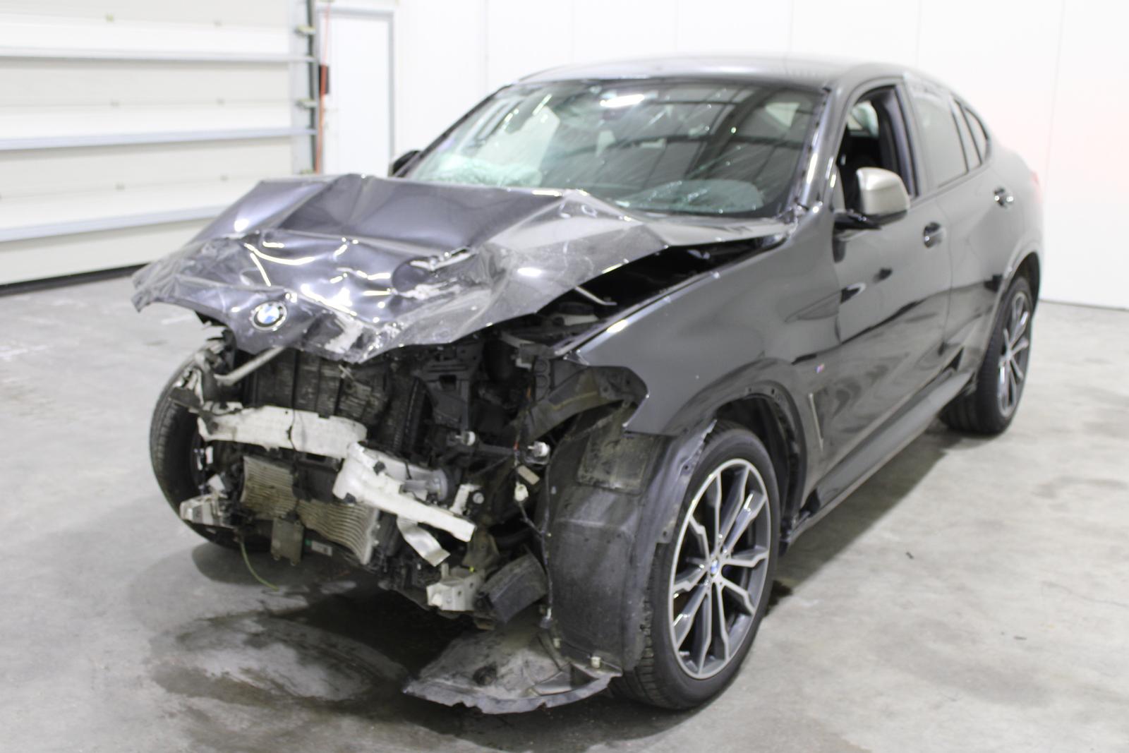BMW X4 M40i AUTO