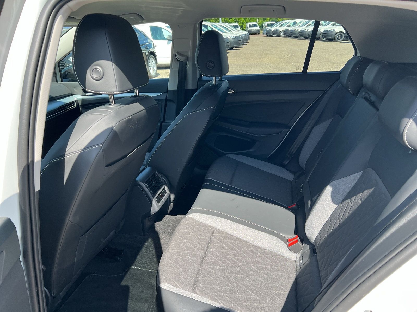 Volkswagen Golf - Bild 12