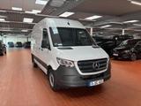 Mercedes-Benz Sprinter 319 CDI L2H2 Klima Kamera LED AHK 2,0 t - Kehrmaschine