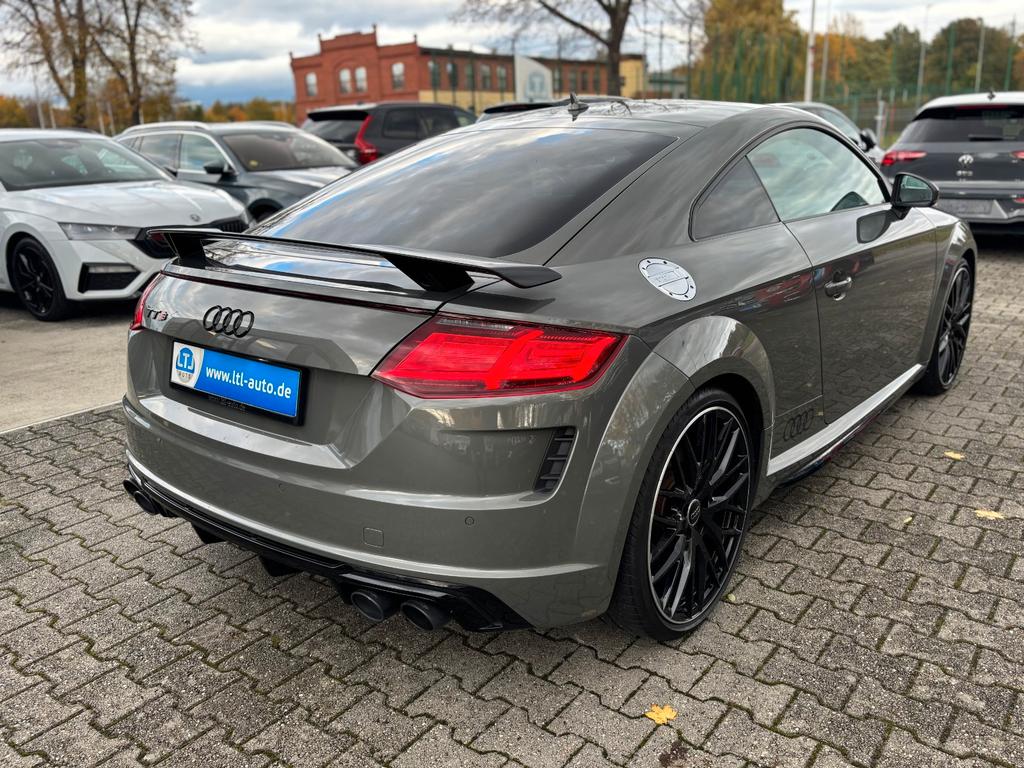 Audi TTS